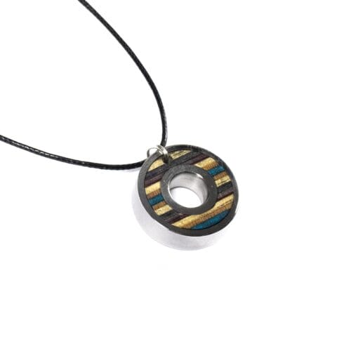 Bearing pendant necklace