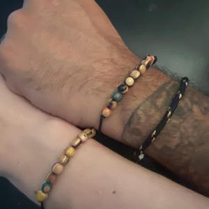 Red Bracelet photo review