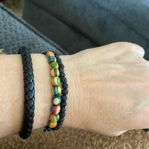 Red Bracelet photo review