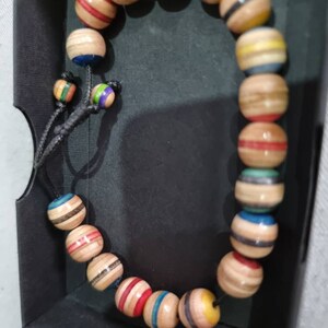 Red Bracelet photo review